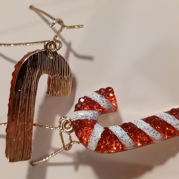 4 pairs of very Christmas & well made earrings . - Picture 7 of 11